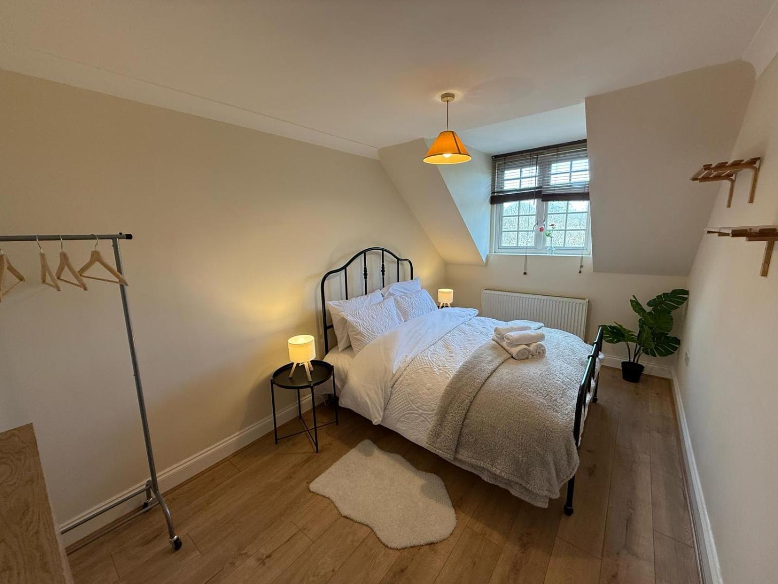 Hotel Redhill Residential Zewnętrze zdjęcie
