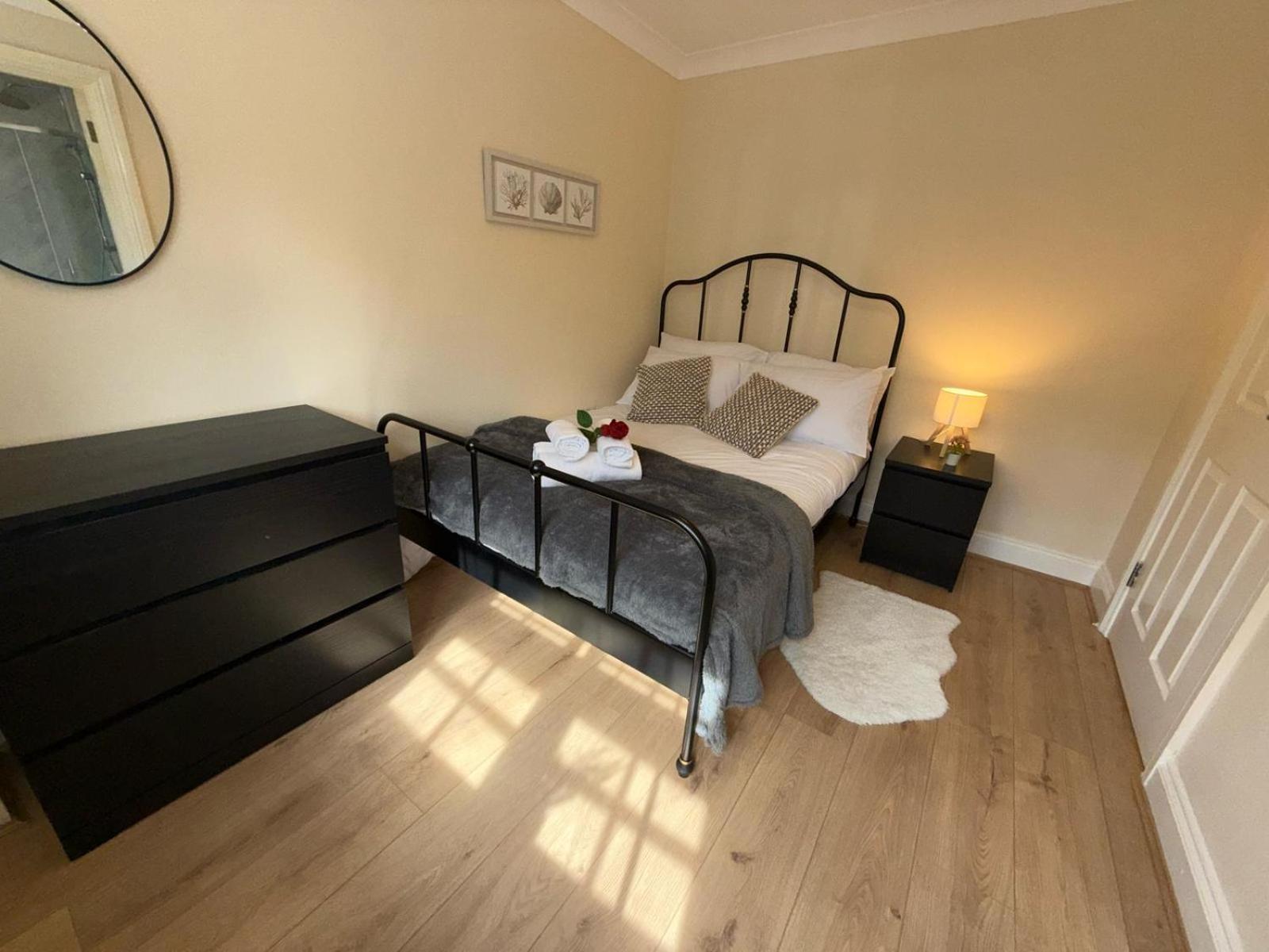 Hotel Redhill Residential Zewnętrze zdjęcie